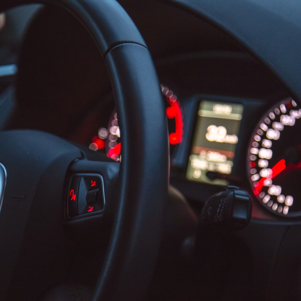 light-car-inside-black-1536x1280